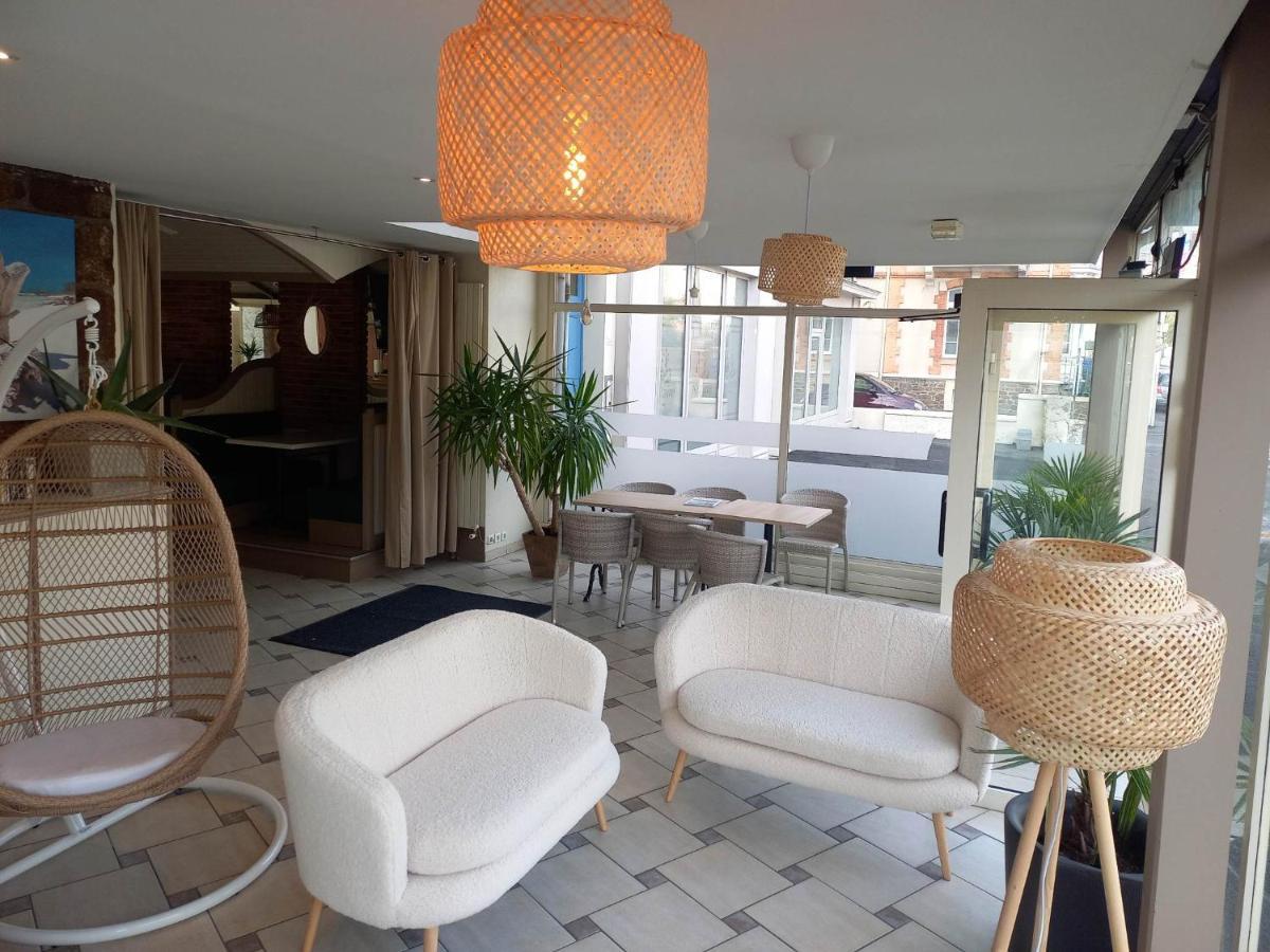 De La Hotel 3*